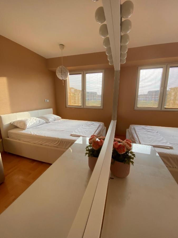 אוהריד Allure Apartments מראה חיצוני תמונה